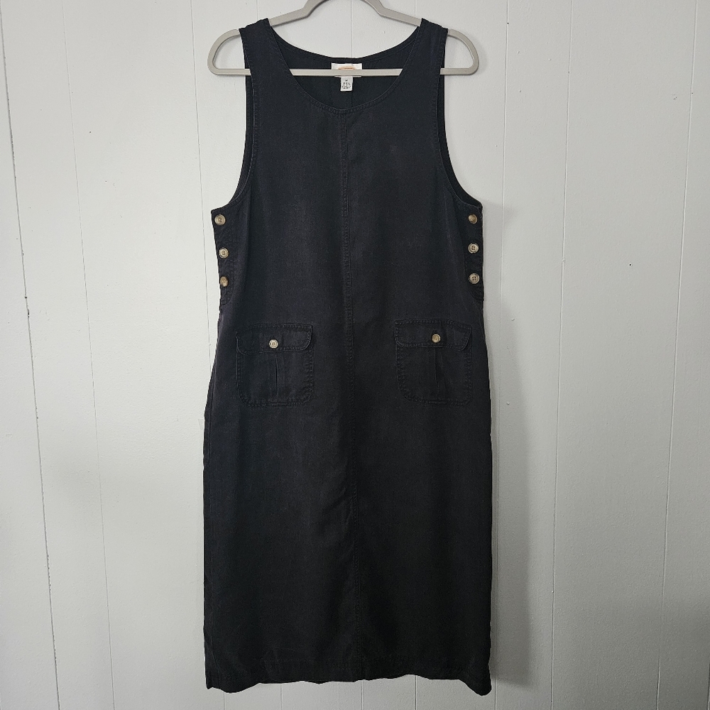 Vintage Talbots Black Jumper with Buttons Modest‎
